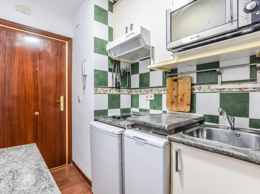 Apartamento Puente De Segovia Daire Madrid Dış mekan fotoğraf