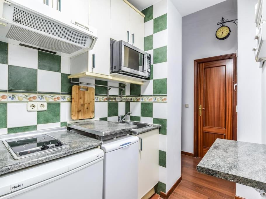 Apartamento Puente De Segovia Daire Madrid Dış mekan fotoğraf